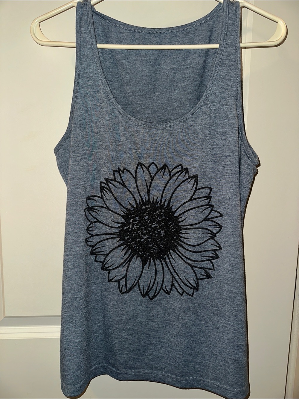 Sunflower Graphic Scoop Neck Tank Top - Blue